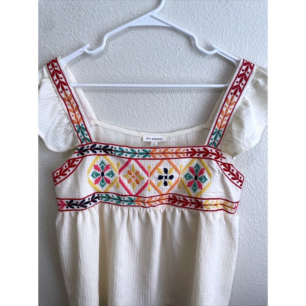 Blu Pepper Women Large Embroidered Peasant Top Colorful Details Square Neckline - Picture 2 of 9